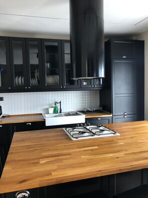 Appartement, roken | 2 slaapkamers, geluiddichte muren