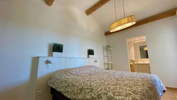 Comfort kamer, 1 twee- of 2 eenpersoonsbedden, uitzicht op tuin | Geluiddichte muren, gratis wifi