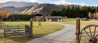 Travelers Retreat Live The Dream