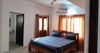Esha Apartment Calangute : Three-Bedroom House