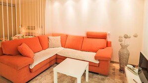 Unclassified image, 5 of 11, button - Beautiful apartment for 3 guests with WIFI, TV and balcony (Leukerbad)
