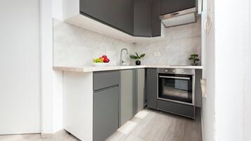 House | Private kitchen | Coffee/tea maker, electric kettle, toaster, freezer