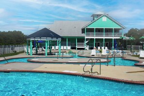 Pool - Amethyst Arc - Premium Corner Condo, Sunset Views, King Suite (Kill Devil Hills)