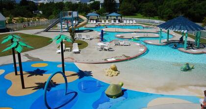 Emerald Escape 3 Bedroom Condo at Hamilton Cay Reserve