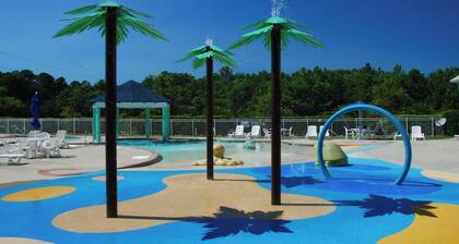 Emerald Escape 3 Bedroom Condo at Hamilton Cay Reserve