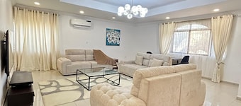 Charming 3-bedroom house with AC, fitness room in wonderful Maitama, Abuja.