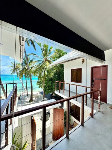 Comfy Cool Breeze by eMzaz