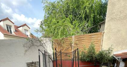 Chambre à louer dans La villa HélÚne