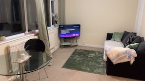 Apartment | Living area