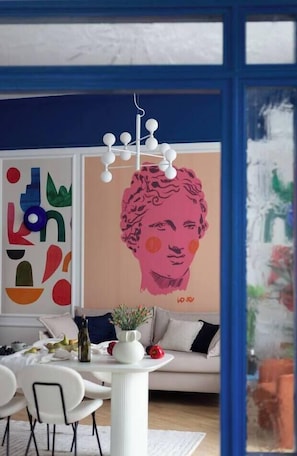 Superior-Apartment, 2 Schlafzimmer, Stadtblick | Wohnzimmer