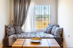Apartamento | 3 dormitorios, escritorio, Internet