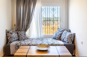 Apartamento | 3 dormitorios, escritorio, Internet