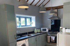 코티지 | 전용 주방 | 냉장고, 전자레인지, 오븐, 쿡탑