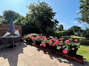 코티지 | 야외 식당