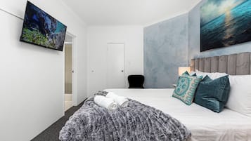 1 bedroom, iron/ironing board, free WiFi, bed sheets