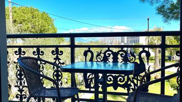 Standard Studio, Garden View | Terrace/patio