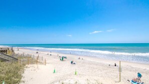 Una playa cerca