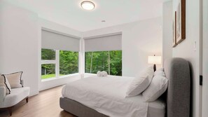 5 habitaciones, tabla de planchar con plancha y internet 