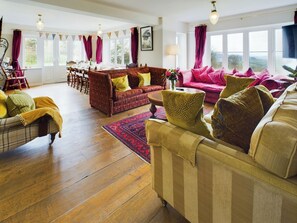 บ้านพัก | บริเวณนั่งเล่น