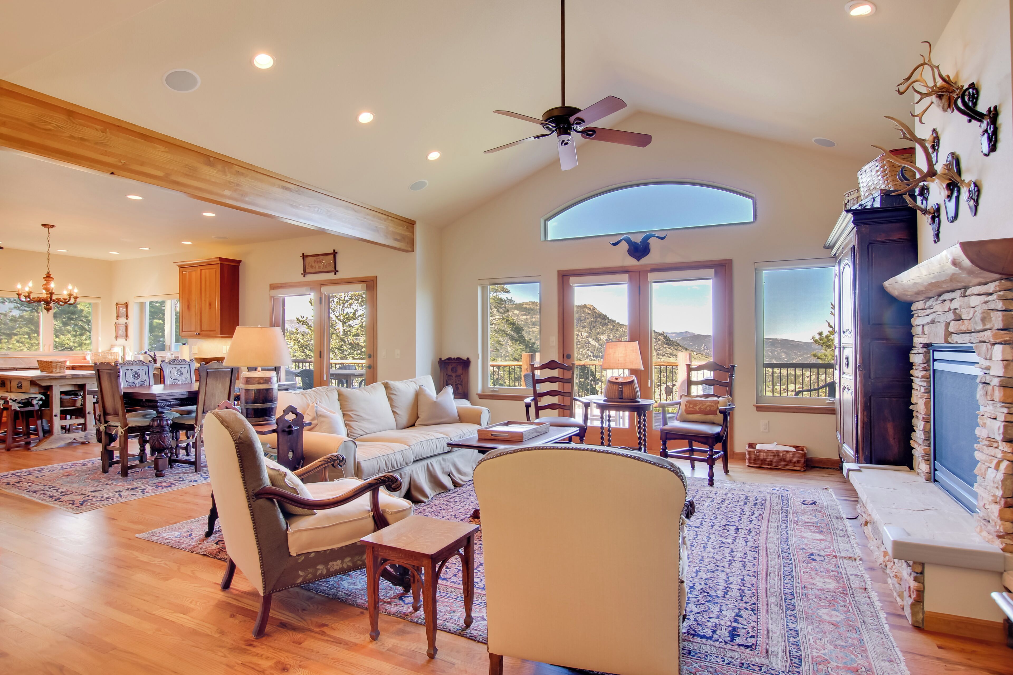 House (4 Bedrooms) | Front of property