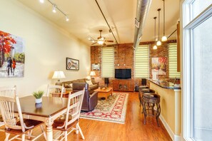 Apartment (1 Bedroom) | Interior