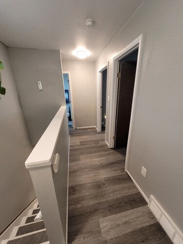 ​Work Crew Special: Monthly Rates Full Kitchen & Laundry