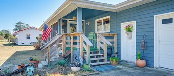 Surf City Spring Escape w/ Fire Pit