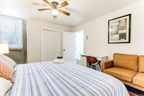 Apartment (2 Bedrooms) | Bahagian dalam