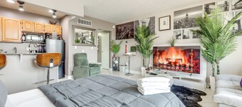 Downtown Studio w/ City Views in Jacksonville!