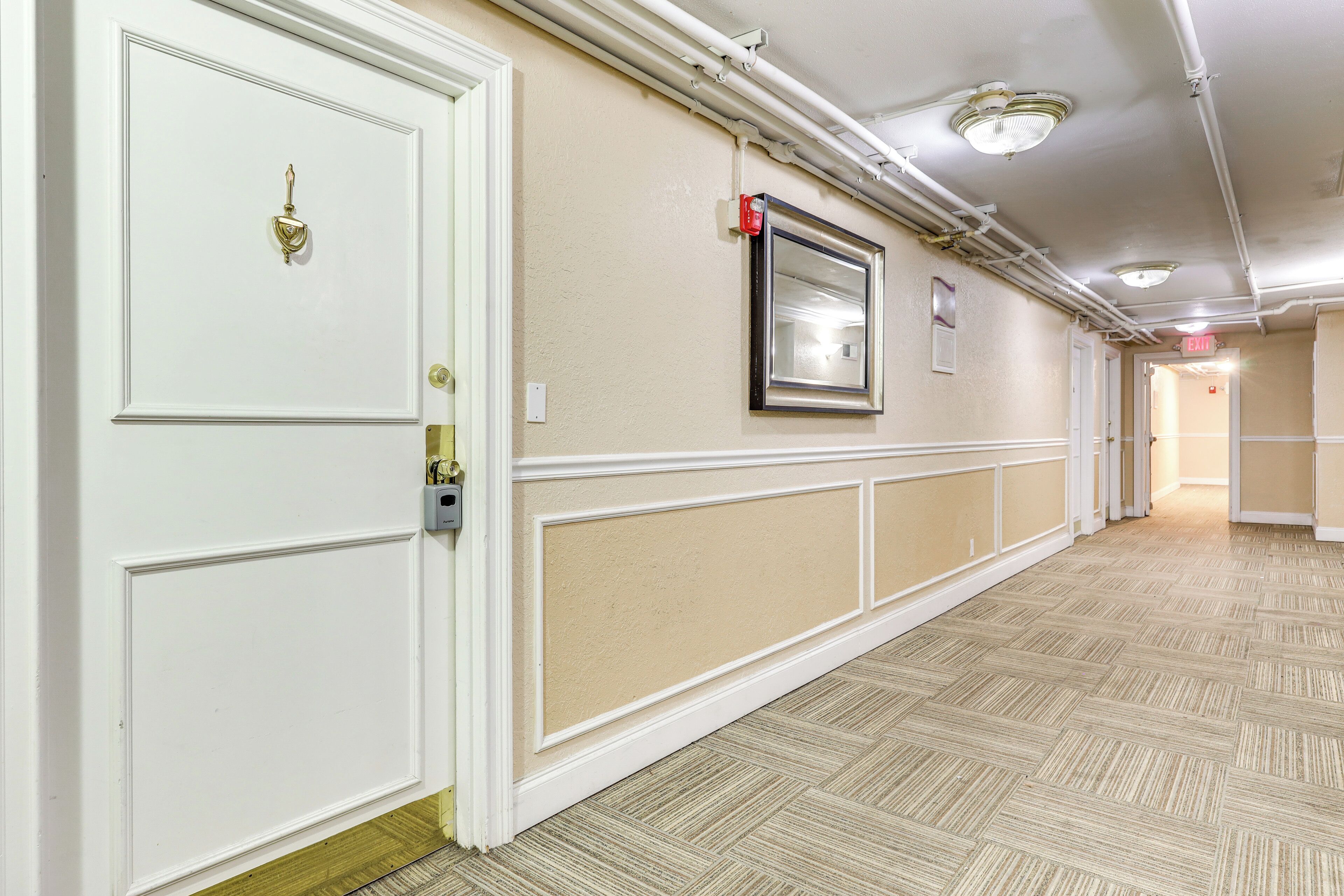 Apartment (0 Bedroom) | Interior