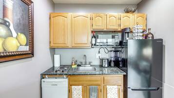 Apartment (0 Bedroom) | Bahagian dalam