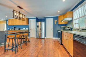 House (4 Bedrooms) | Interior - Golf, Hike & Unwind: Spacious Dover Retreat! (West Dover)