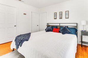 Interior - Pet-friendly Home w/ Fenced Yard: 'cozy in Casey' (Casey)