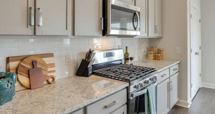 Work, Explore & More: Lebanon Family Home!