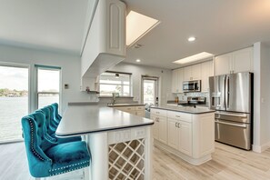 House (3 Bedrooms) | Interior - Waterfront Gem: Crystal River Family Home (Crystal River)