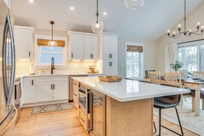 Talo (4 Bedrooms) | Sisätilat