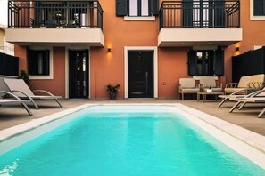 Pool - Perfect Group Getaway at Mylos I (ΠΕΤΡΙΤΗΣ)