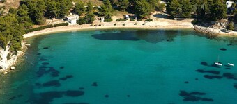 Alonnisos Beachfront Nest - Cozy Summer Gem