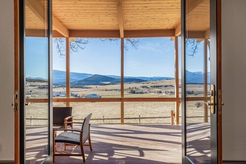 La Casita | Mid-Valley, Mtn Views, A/C