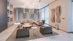 Apartment - Luxury 1BR at Urban Oasis Close to Burj Khalifa (Dubai)