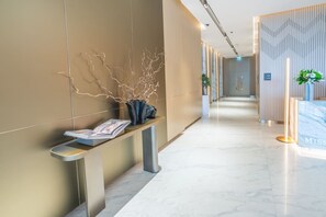 Apartment | 1 bedroom - Luxury 1BR at Urban Oasis Close to Burj Khalifa (Dubai)