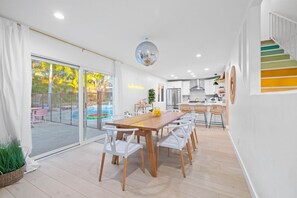 Dining - Game Lover’s Paradise: Pool, Hot Tub & Arcade (Oceanside)