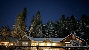 Unclassified image, 5 of 43, button - Mountain Retreat With Hot Tub, Game Room And Yard 3 Bedroom Home (Cle Elum)