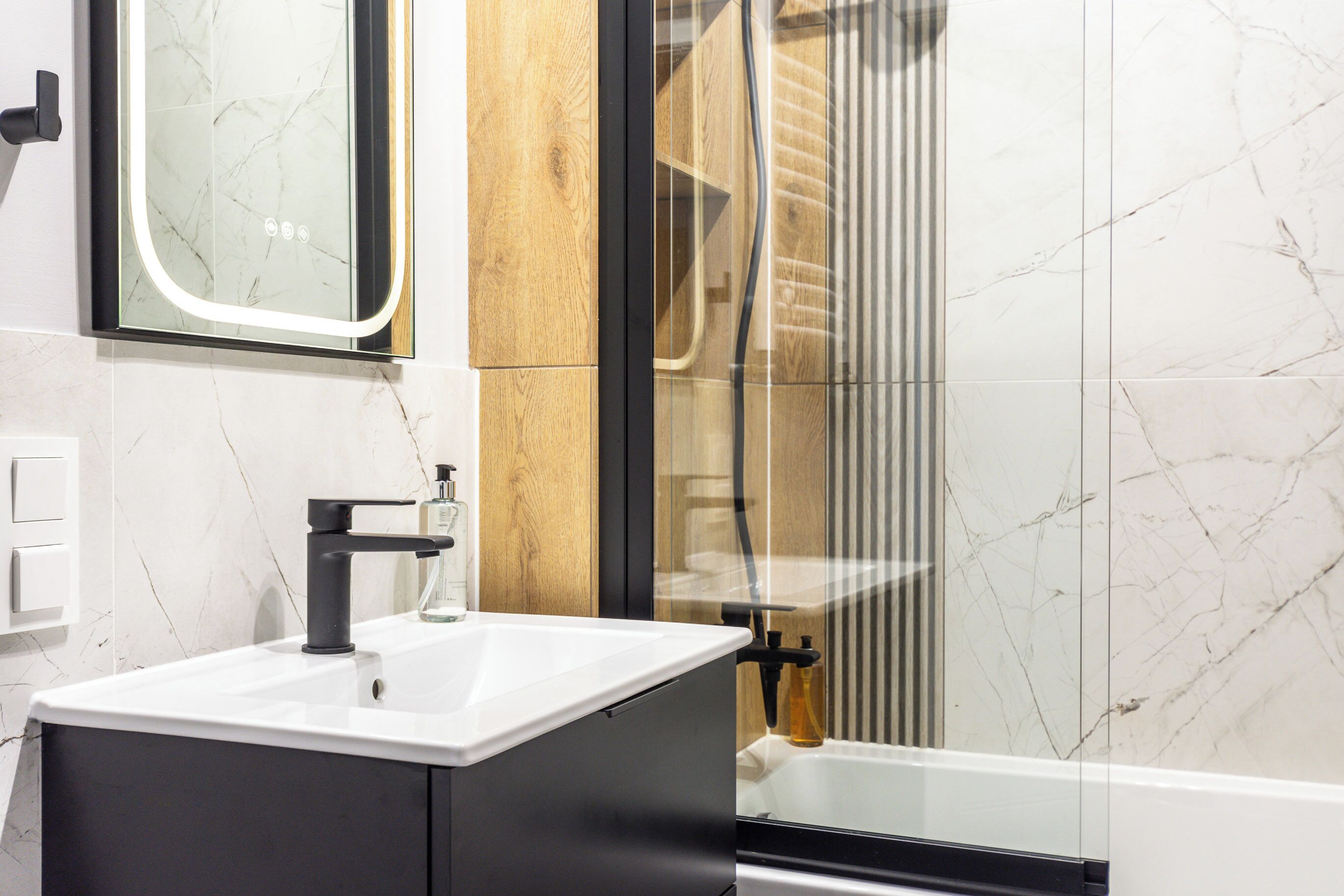 Apartment, Balcony | Bathroom