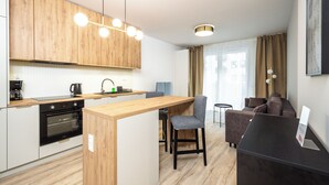 Studio Suite, Balcony | Dapur kecil peribadi