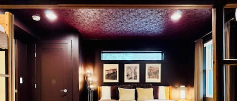 1 bedroom, iron/ironing board, travel cot, WiFi