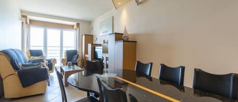 Apartment | Living room