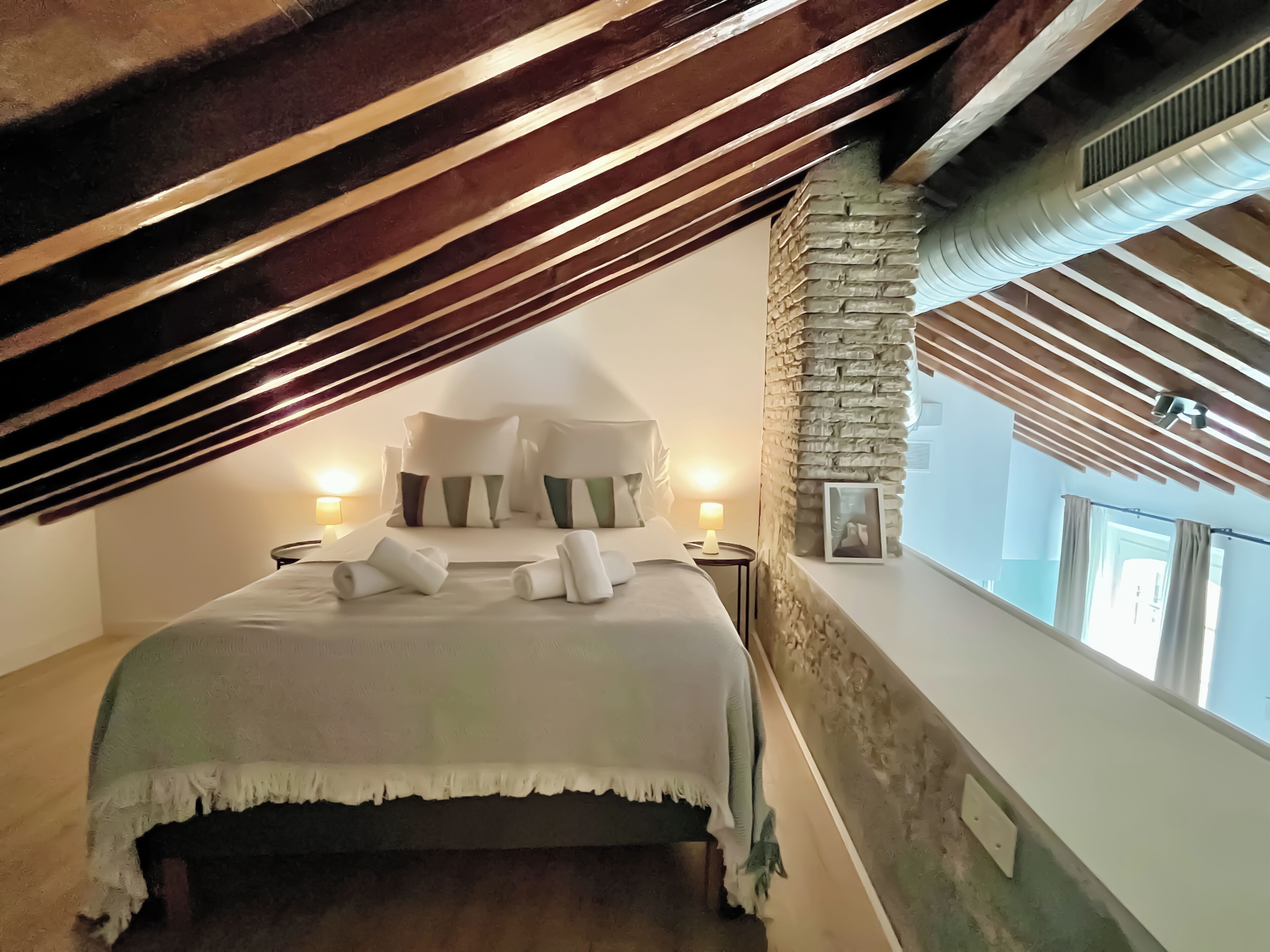 Paritalo, 1 makuuhuone | Tallelokero huoneessa, silitysrauta/-lauta, ilmainen Wi-Fi