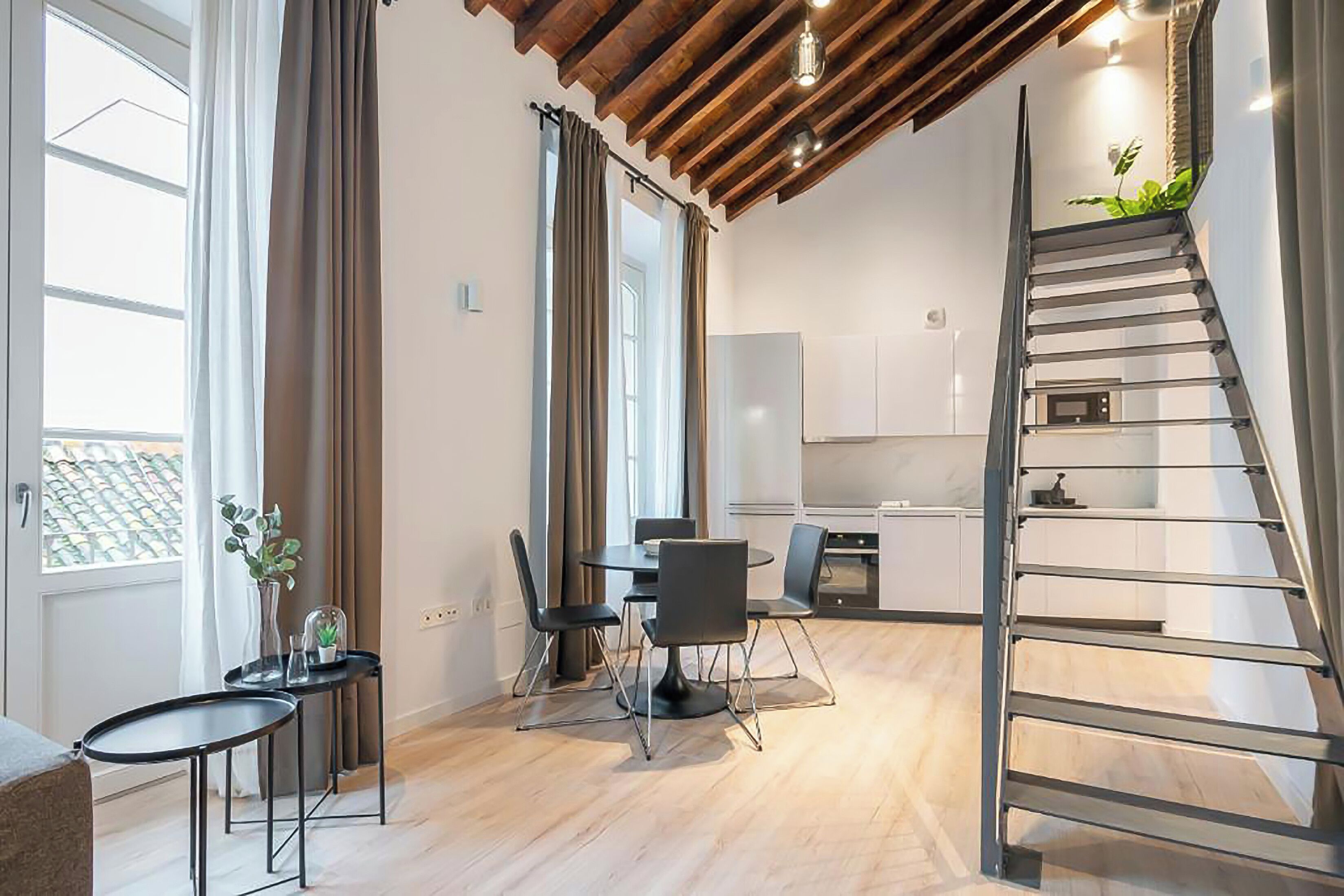 Duplex, 1 Bedroom | Living area