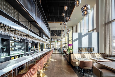 OZO Hotels De President Amsterdam Schiphol Airport